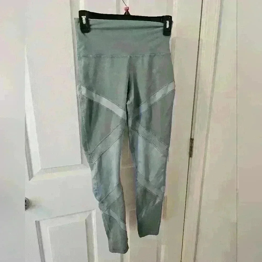 American Eagle Womens The Hugger Casual Leggings Green Size Medium
